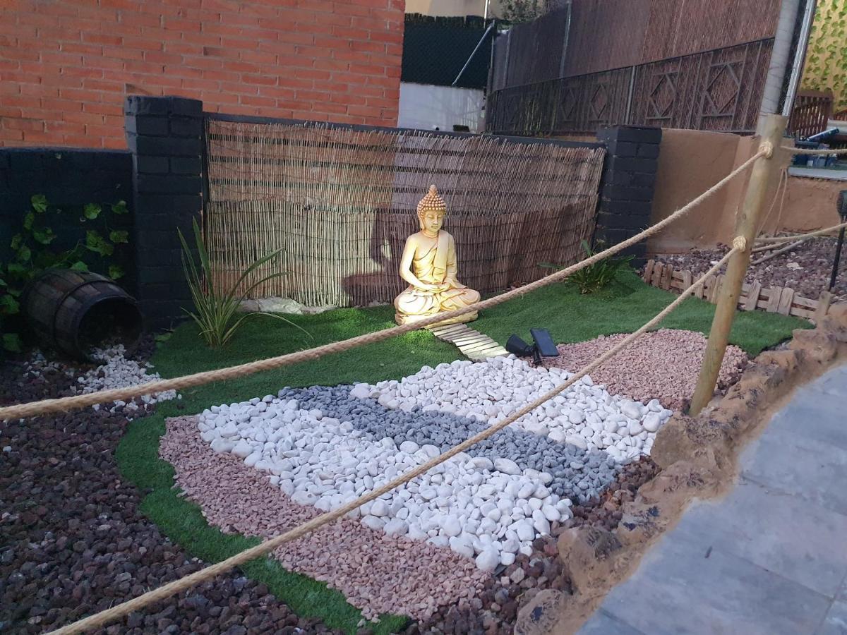 La Chocita De Invitados Hotel Vacarisses Kültér fotó